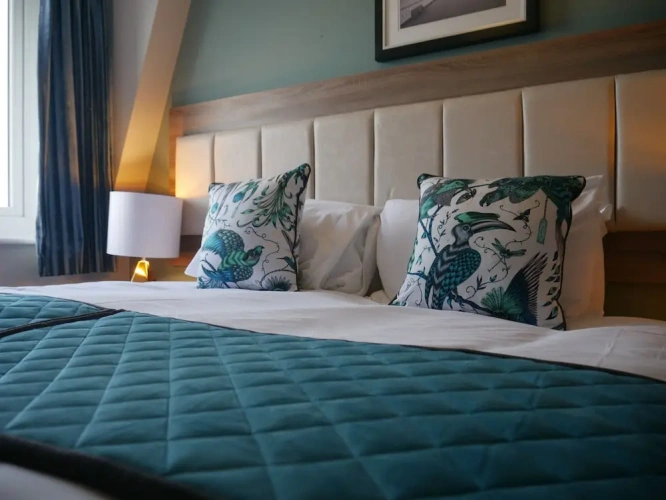 Standard Double Club room with sea view