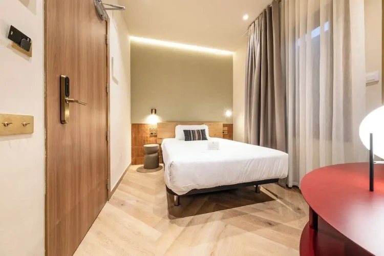 Classic Single room