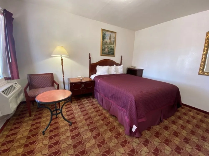 Economy Inn