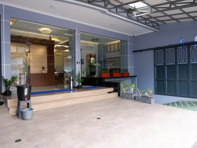Yufi Syariah Hotel