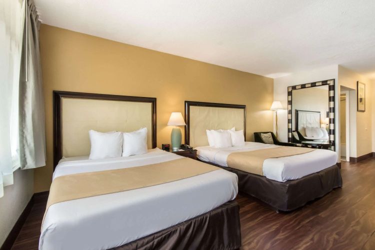 Boca By the Sea Hotel