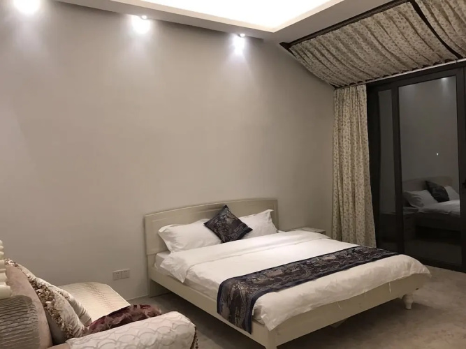 Hulusea Hotel Resort