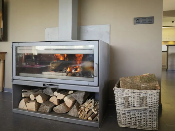 Comfortable Cottage with Indoor Pool, Sauna And Fireplace