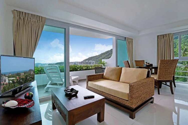 Kata Ocean View Residences