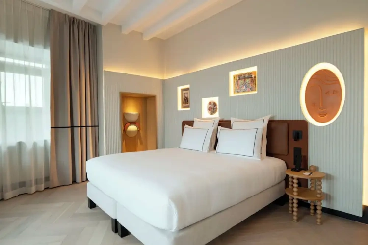 Superior room with balcony