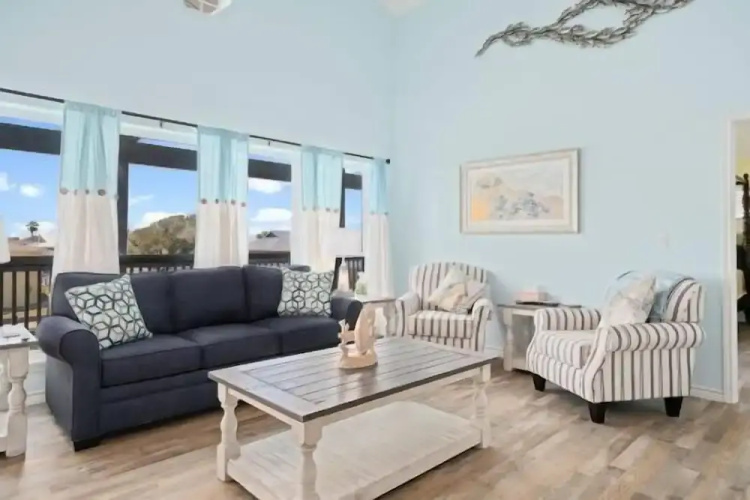 Coastal Paradise by Miss Kitty’s