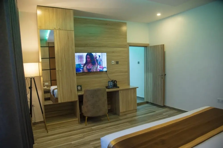 1 Bedroom Premier Suite