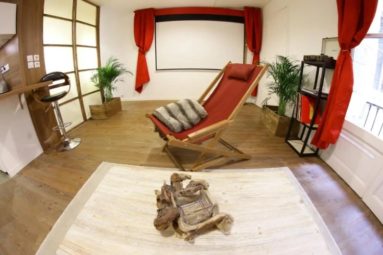 Deluxe Apartment with balcony