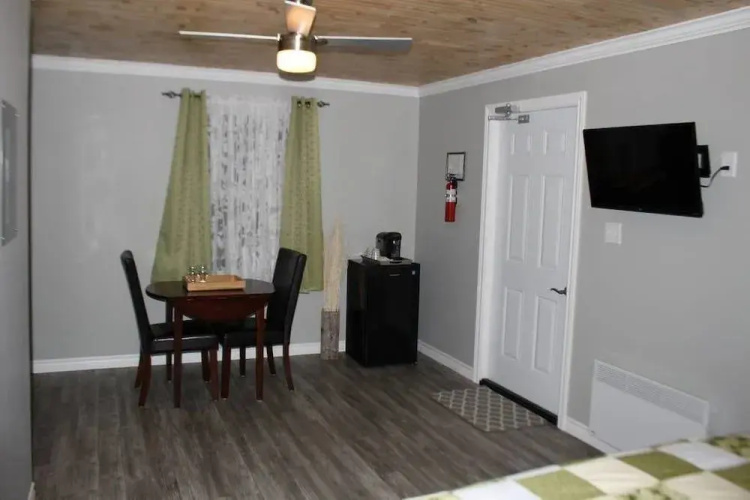 Raleigh Rooms
