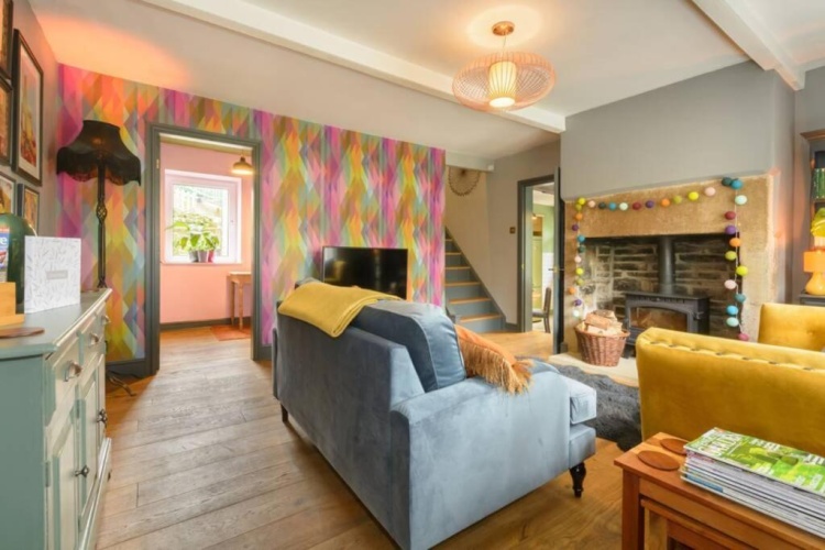 2 Bedrooms Cottage