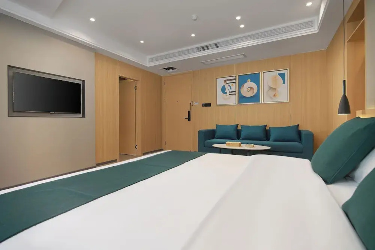 All In Light Luxury Hotel