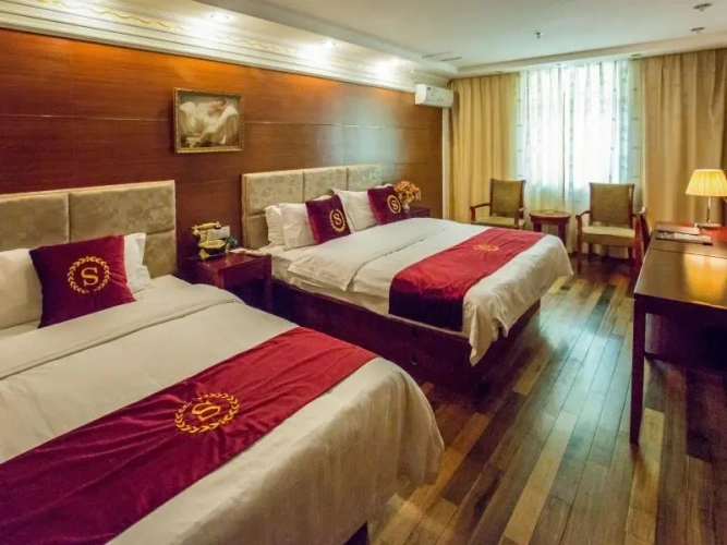 Standard Triple room