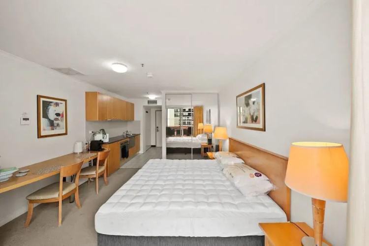 Central ACT Studio With Indoor Pool and Gym