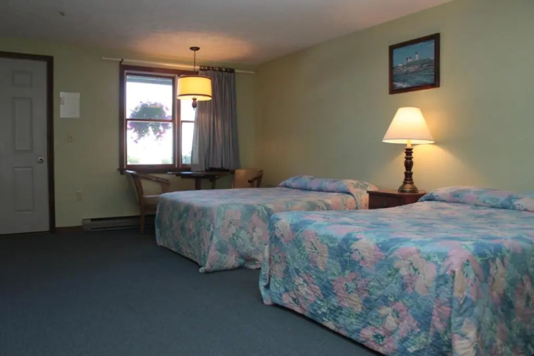 The Inn Between the Beaches
