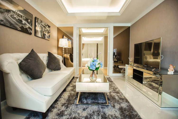 State Tower Silom By Haloth