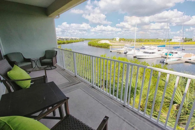 425 Little Harbor