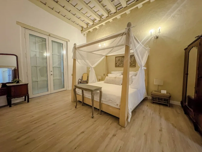 1 Bedroom Presidential Suite