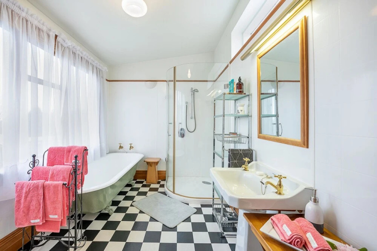 The Fern & Thistle Luxury Accommodation