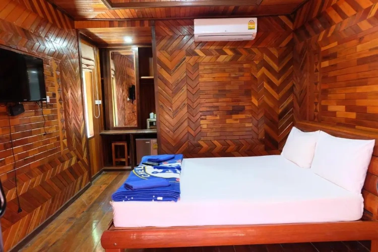 Double Bungalow