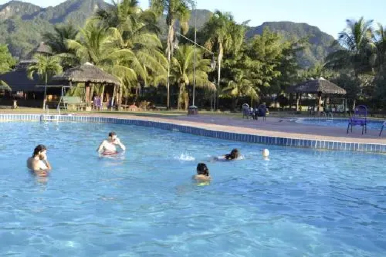 La Isla De Los Tucanes