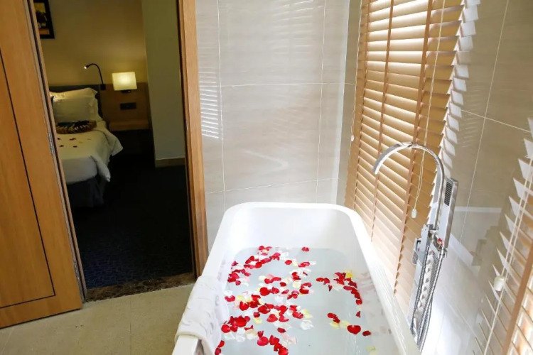 Ciao SaiGon Hotel & SpaHotel Overview