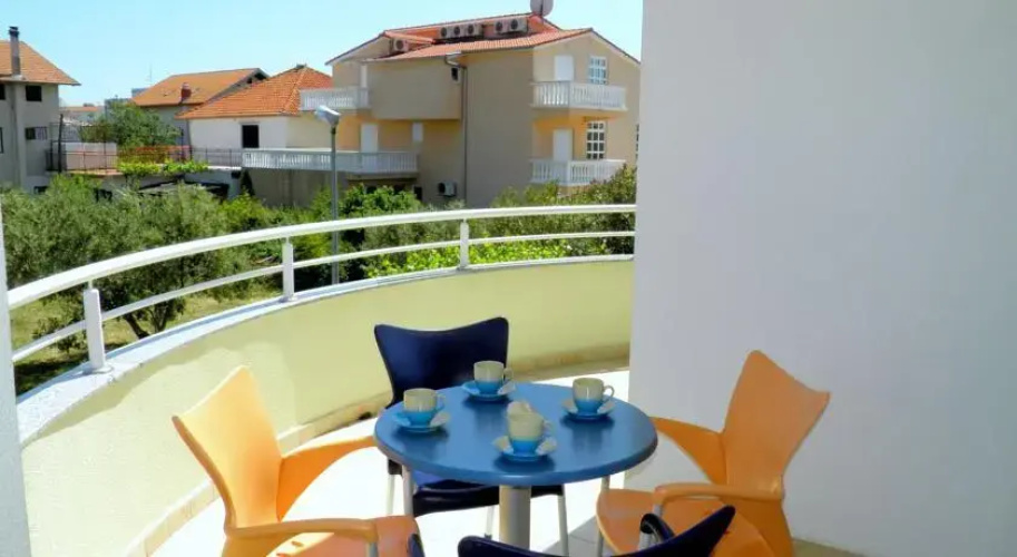 Apartments Hela