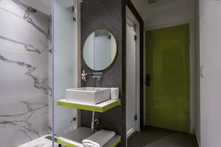 Deluxe Single room
