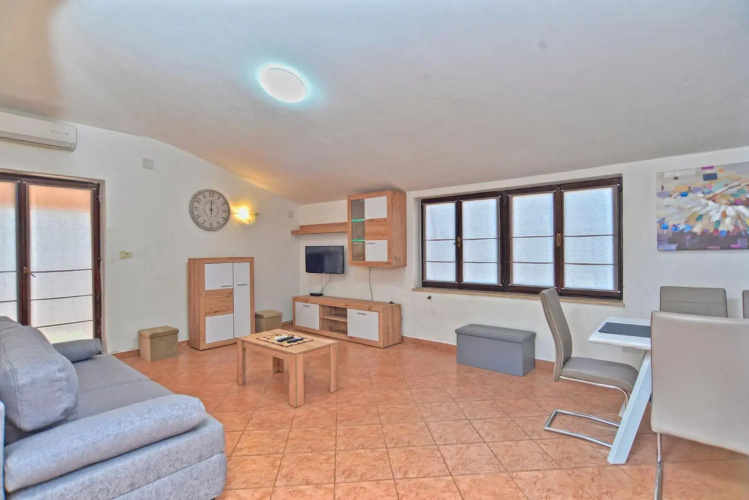 House Natasa 2133
