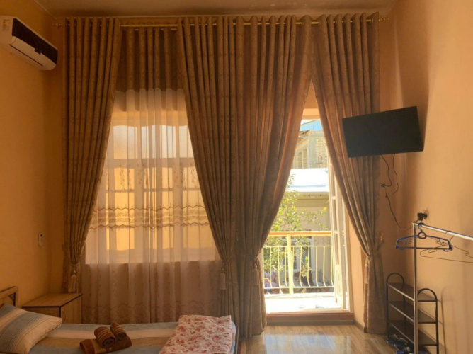 Zuxro Guesthouse