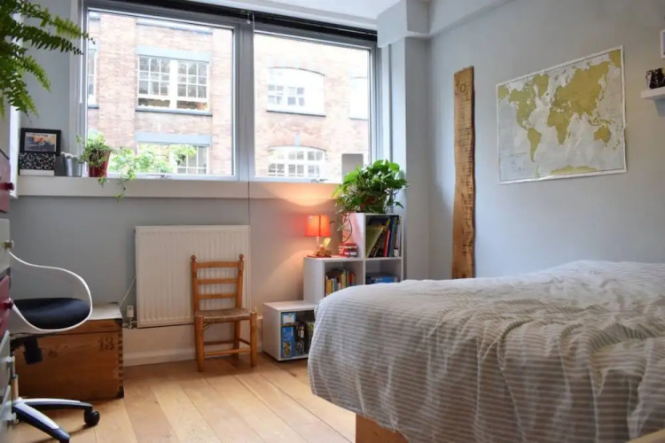 2 Bedroom Flat In Farringdon