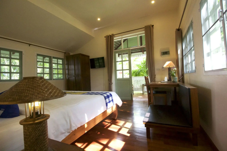 Monoceros Resort