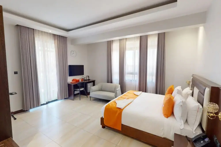 Lemaiyan Suites