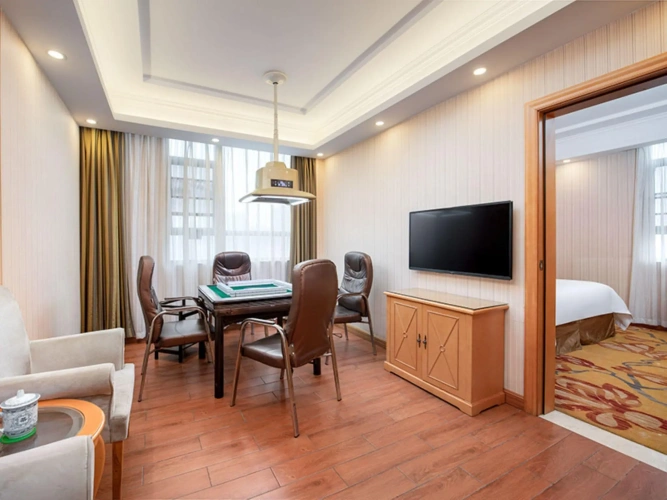 Double Suite
