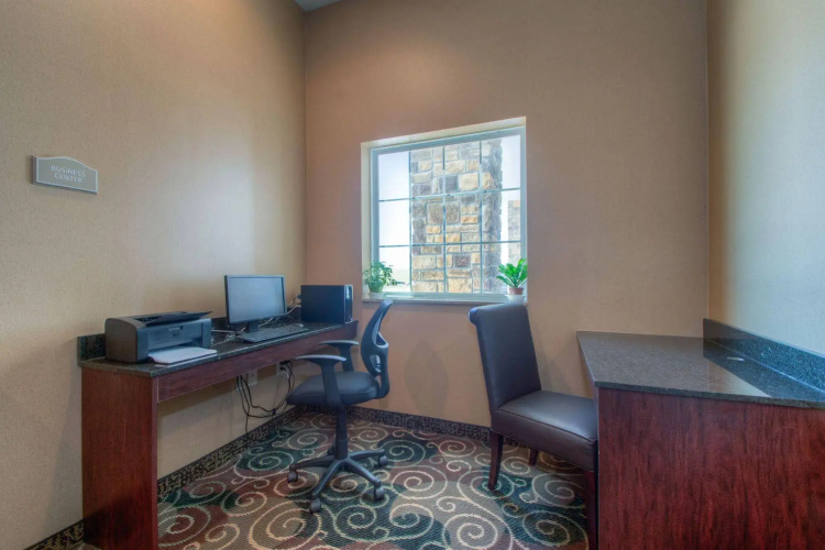 Cobblestone Inn & Suites - Wray