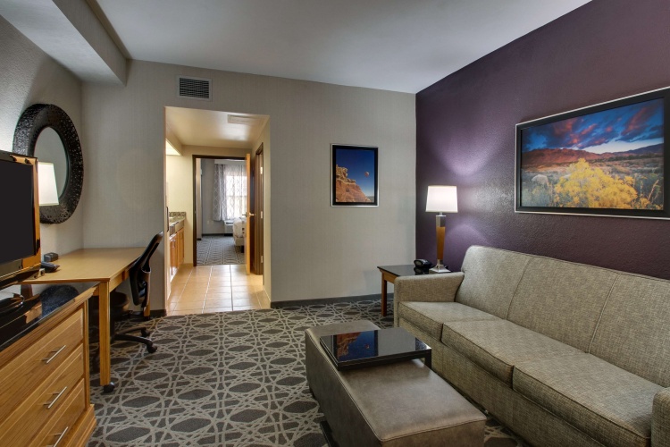 2 Bedrooms Double Suite