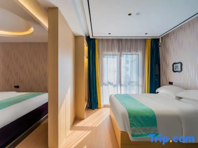 Standard Twin Family room