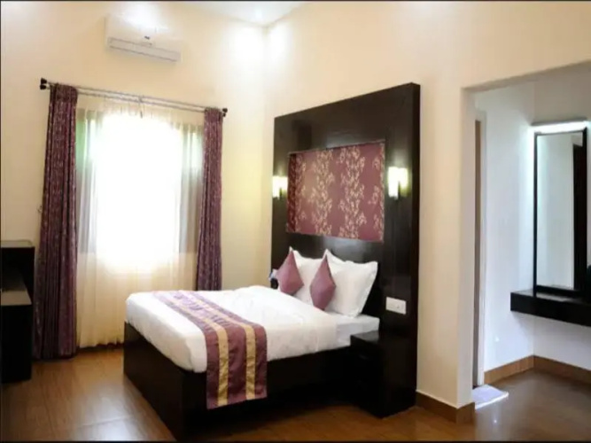 Oriole Resorts