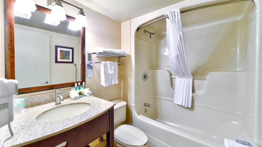 Holiday Inn Express St. Jean Sur Richelieu photo 10
