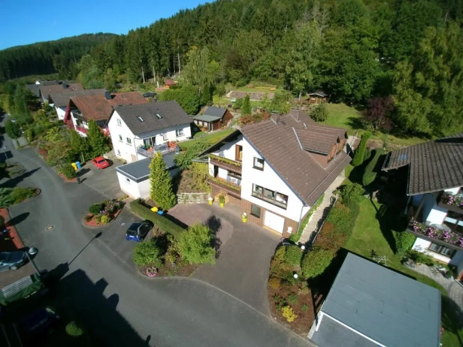 4 Bedrooms Cottage