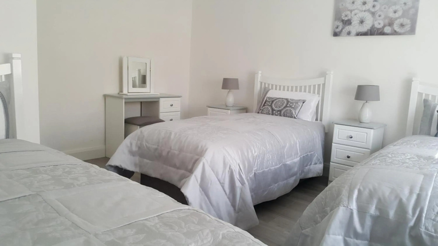 Ashford Villa -Cottage 2