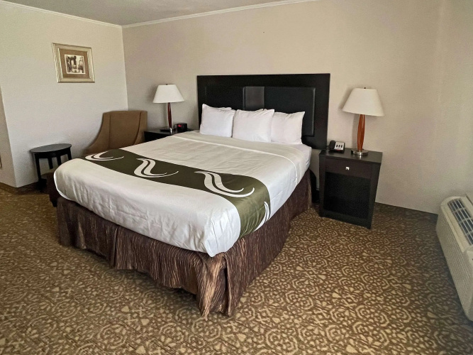 Quality Inn Fort Worth - Downtown East