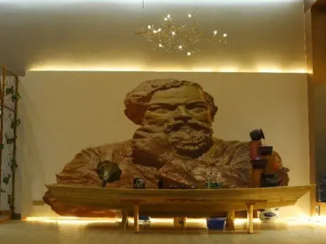 Fenglin Art Hotel