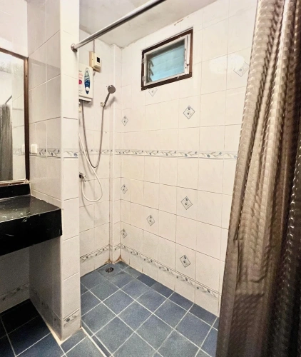 Standard Twin room with balcony