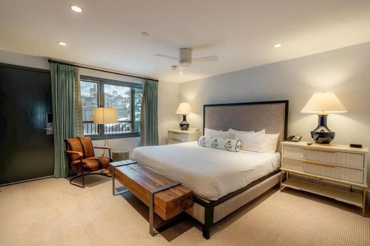 Manor Vail Lodge