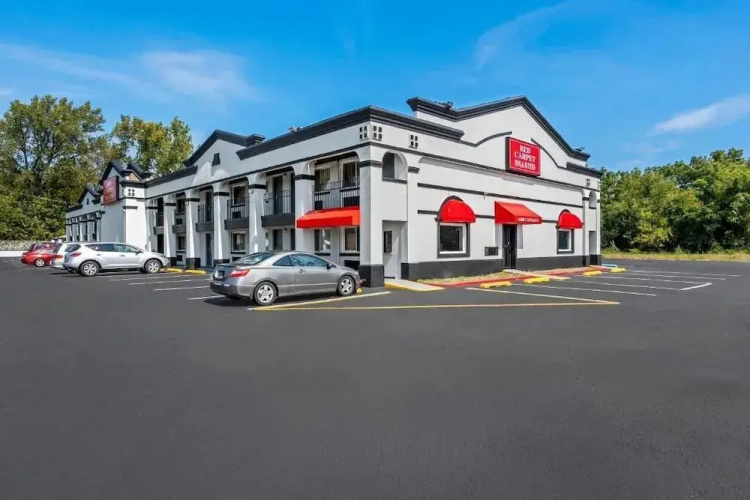 Red Carpet Inn And Suites - Philadelphia, PA