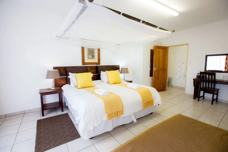 Tshukudu Game Lodge