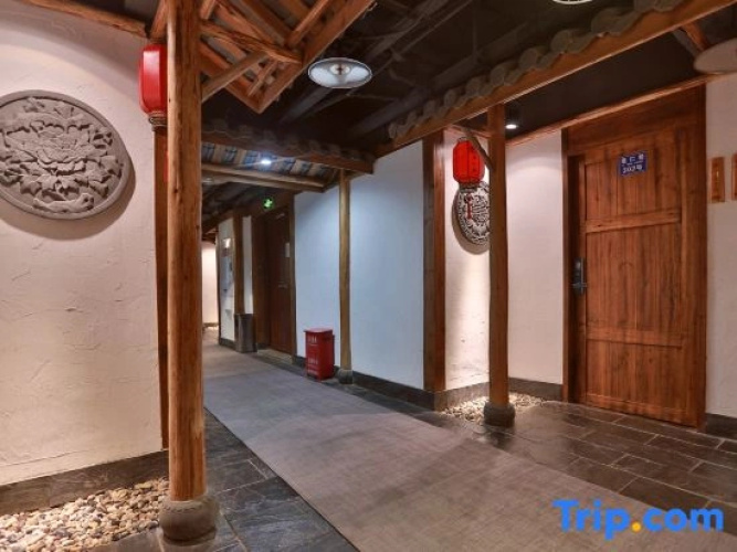 Lirenxiang Hotel