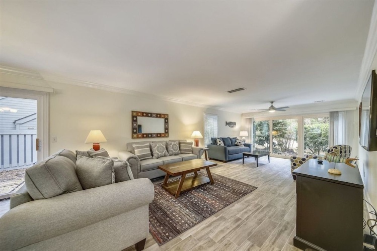 Ocean Cove 835