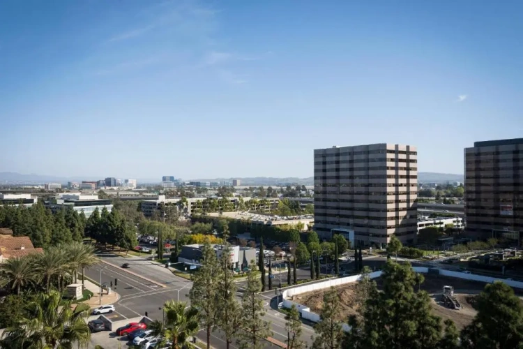 1 Bedroom Double Suite with balcony and with city view