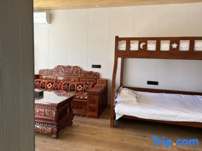 Family Suite with mountain view